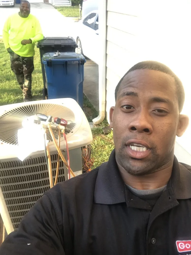 Slide of D& D Heating and Air