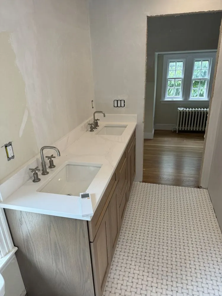 Slide of D Llanes Plumbing