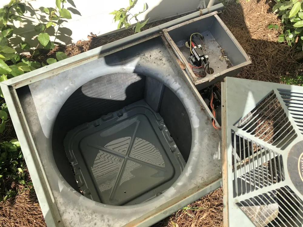 Slide of D-Vet Maintenance Services