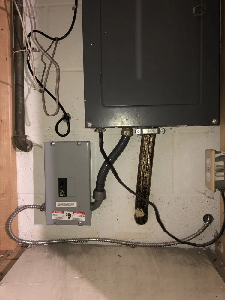 Slide of D-Vet Maintenance Services