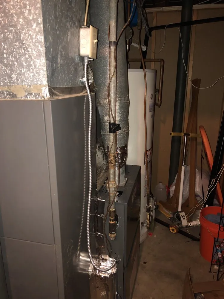 Slide of D-Vet Maintenance Services