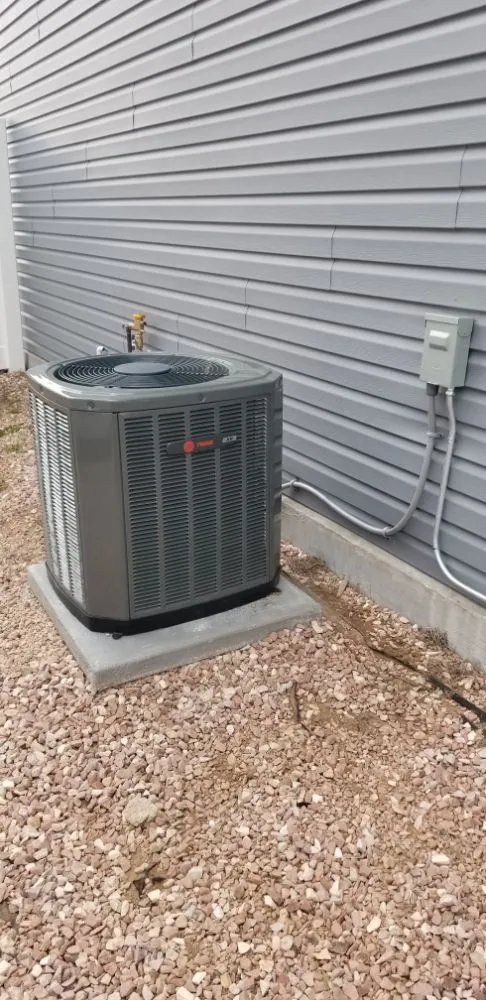 Slide of D&A Heating and Air