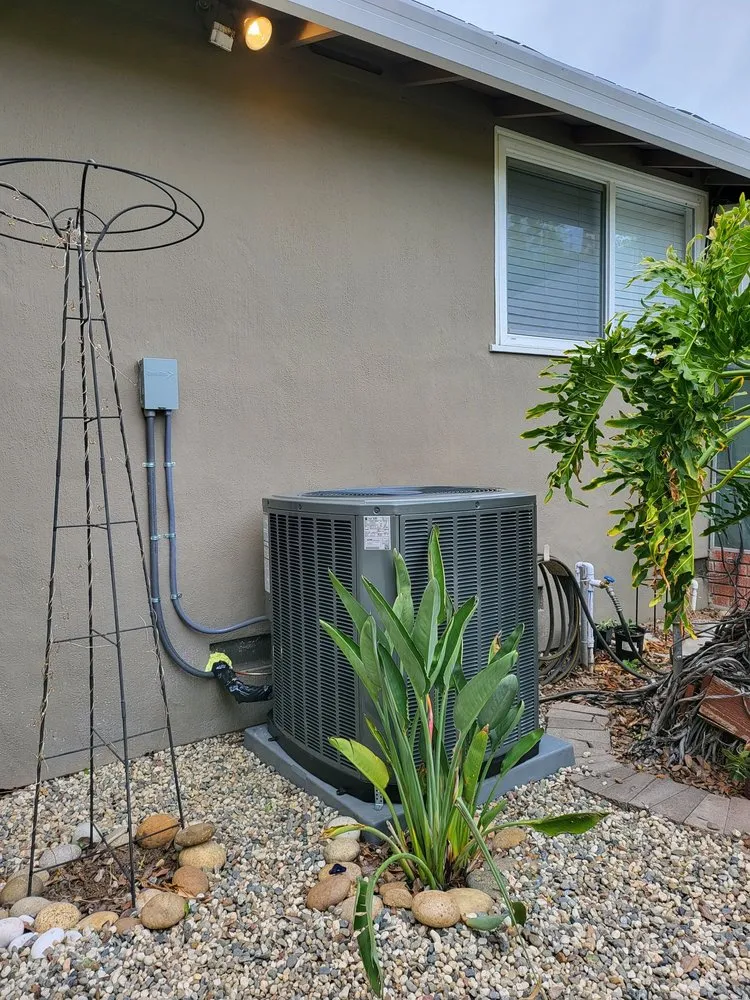 Slide of Daas Heating And Cooling