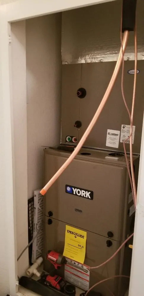 Slide of DAC Heating & Air