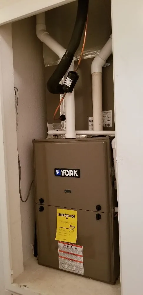 Slide of DAC Heating & Air