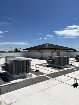 Dad’s Heating & AC Logo