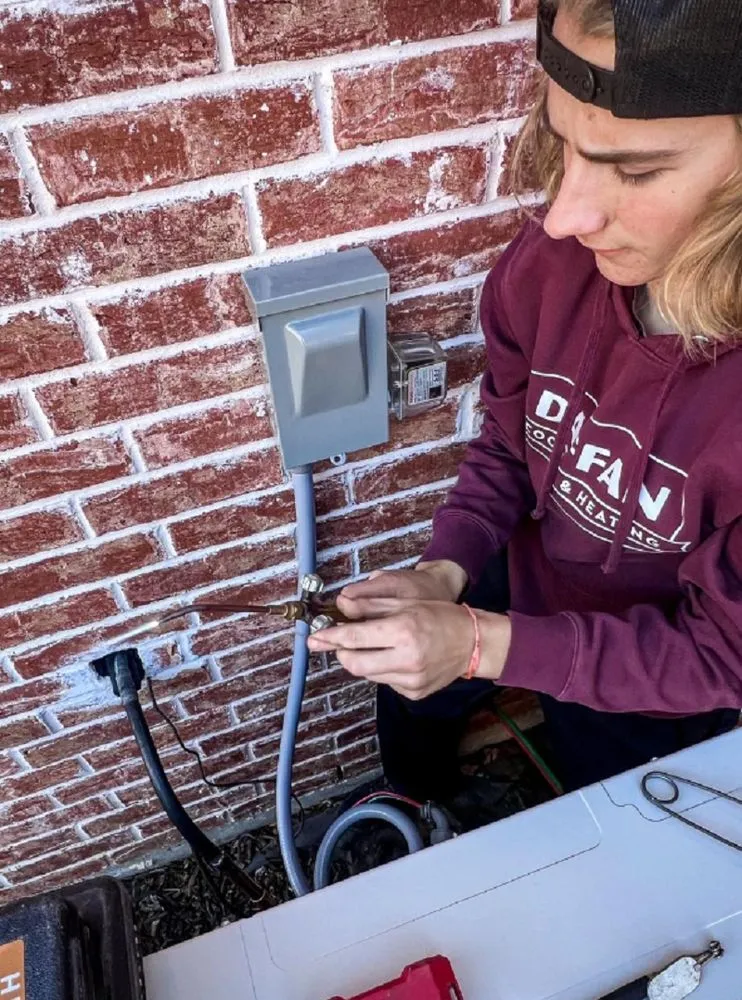 Slide of Daffan Cooling & Heating