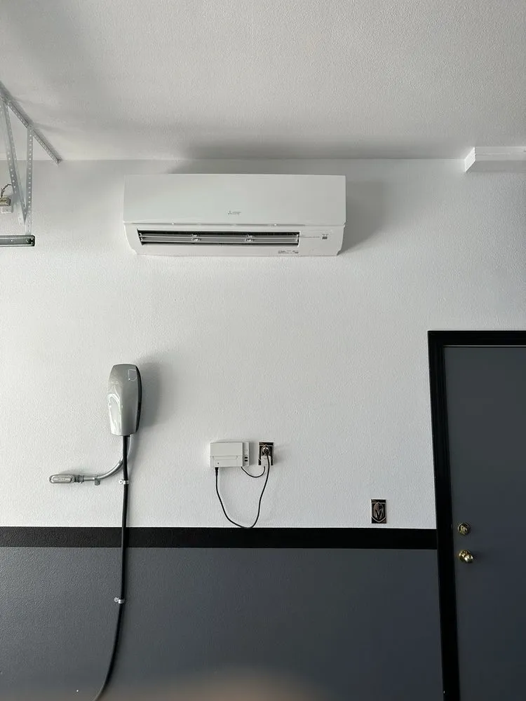 Slide of DaKine Heating & Cooling