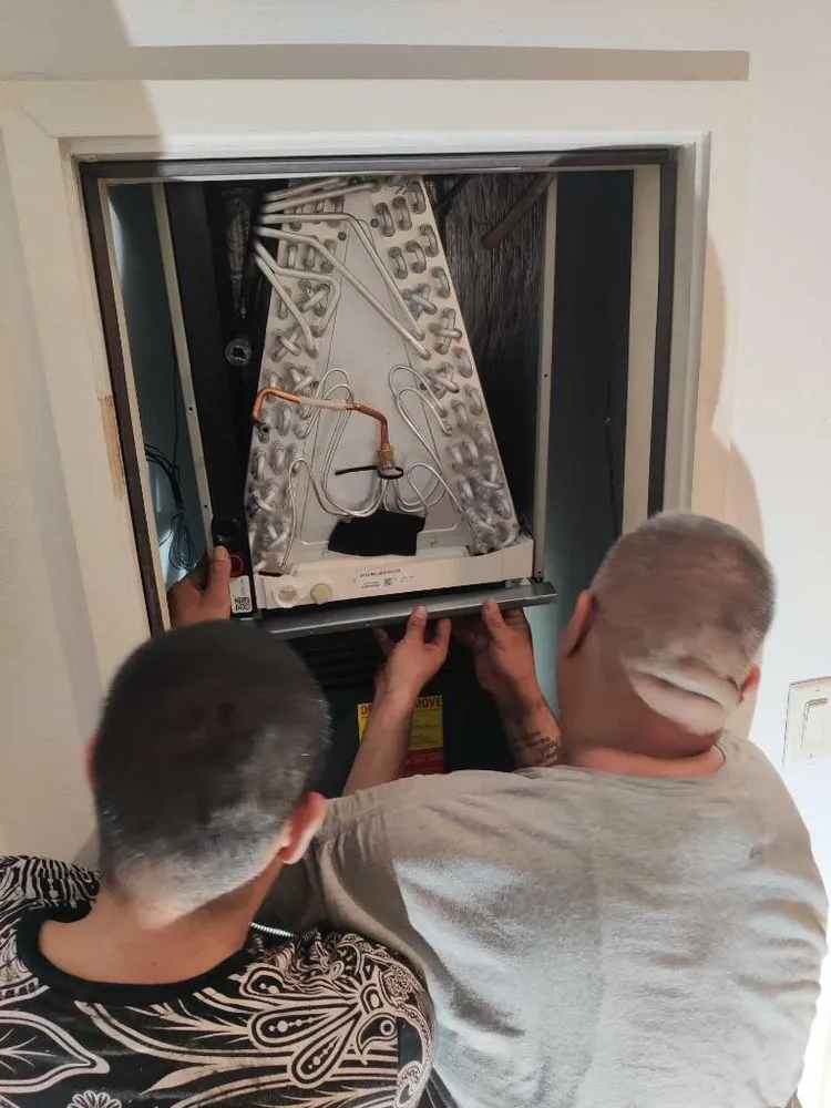 Slide of Dallas Heating and Air Conditioning