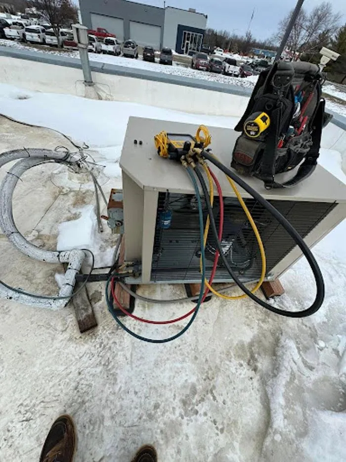 Slide of Dalton's Heating and Cooling