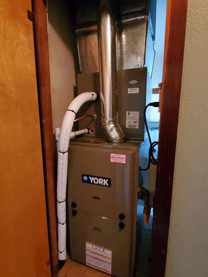 Slide of Dalton's Heating and Cooling