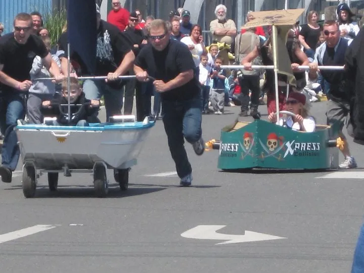 Slide of Dana's Heating & Cooling