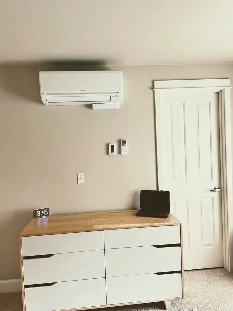 Slide of DANBRIO Heating and Cooling