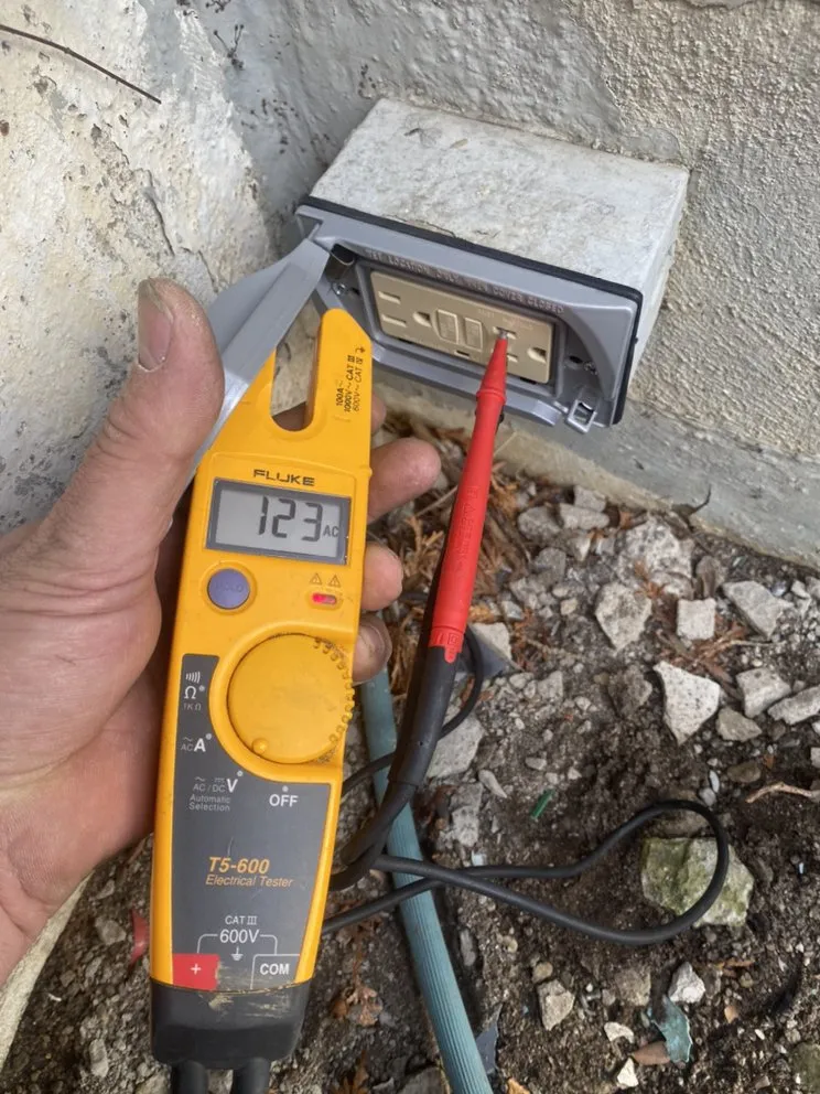 Slide of Daniel Building Services