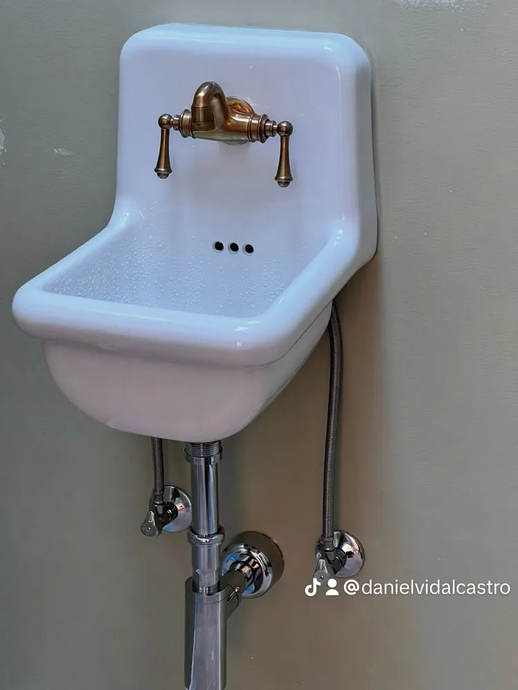 Slide of Daniel's Heating and A/C