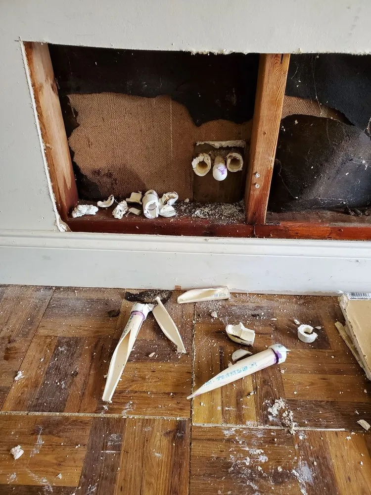 Slide of Daniel's Plumbing and Air Conditioning