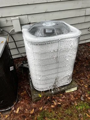 Danny Air Conditioners Logo