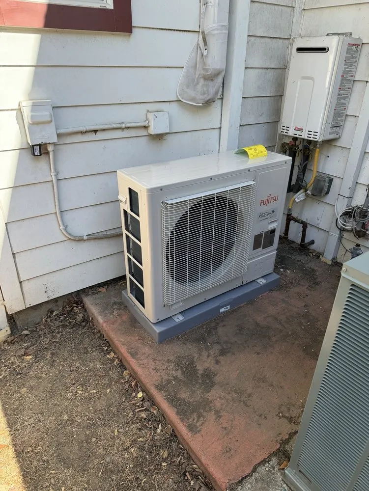 Slide of Darryl's Heating And Air