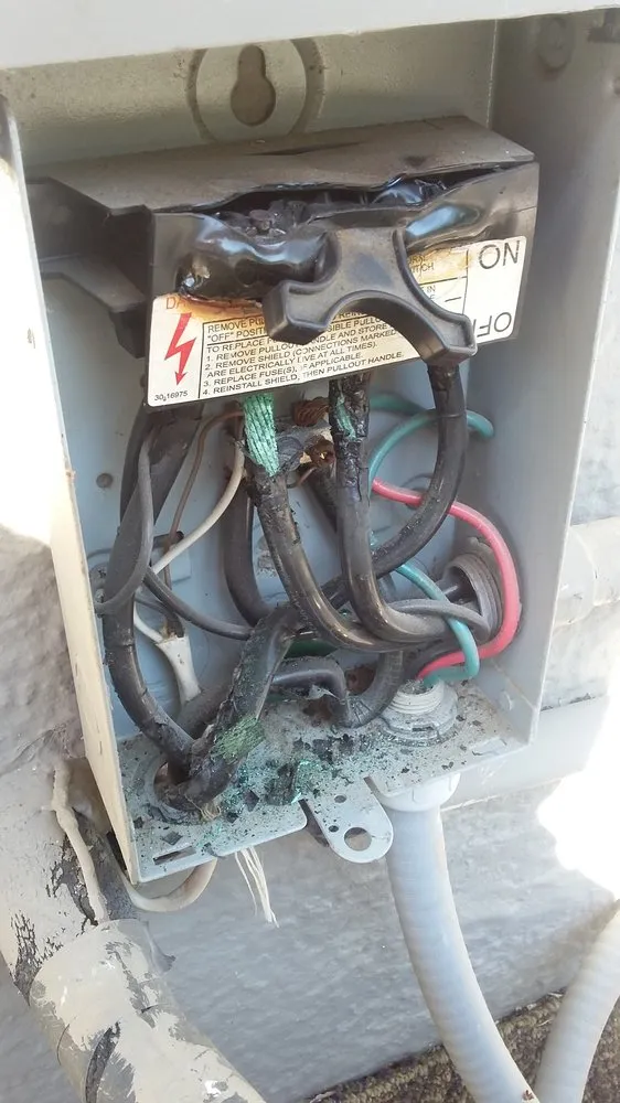 Slide of Dave & Kelly's Heating and Cooling