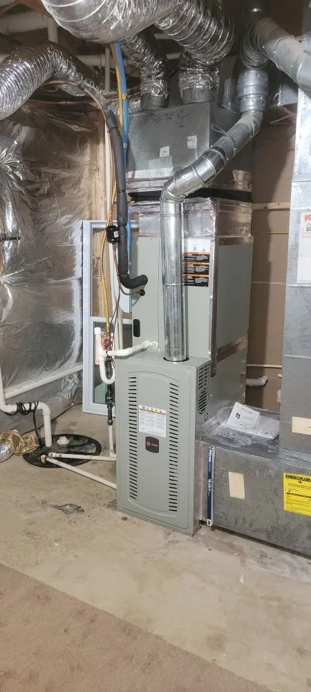 Slide of Dave Services Solutions