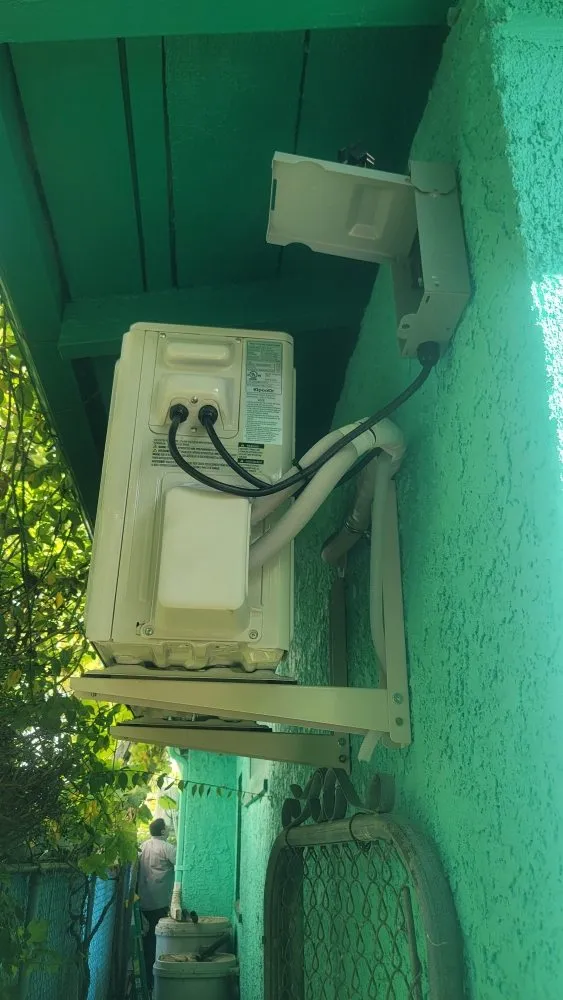 Slide of Dave's AC and Heating