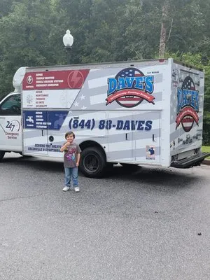 Dave's Air Conditioning Plumbing & Electrical Logo