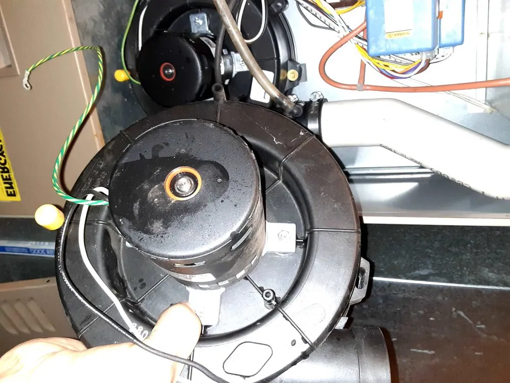 Slide of Dave's Handyman & HVAC services