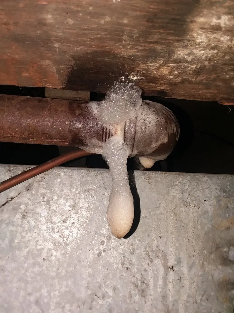 Slide of Dave's Handyman & HVAC services