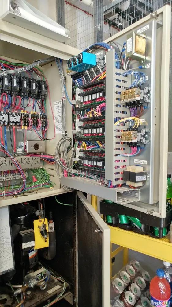 Slide of Dave's Mechanical