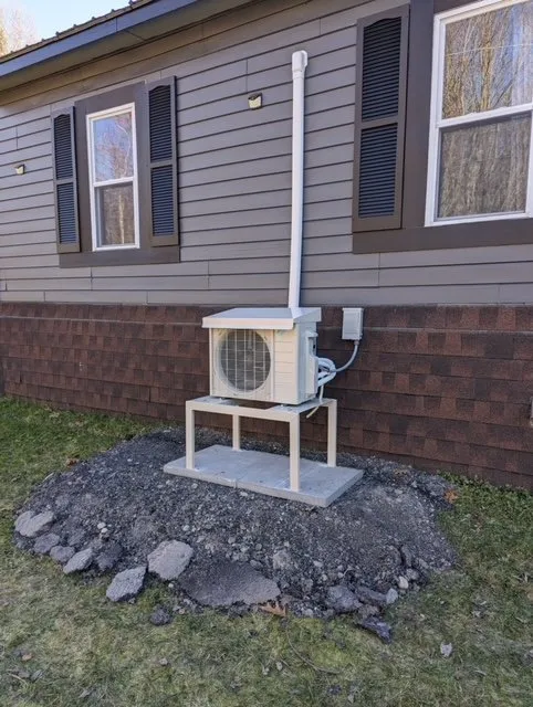 Slide of Dave's Mechanical Maintenance