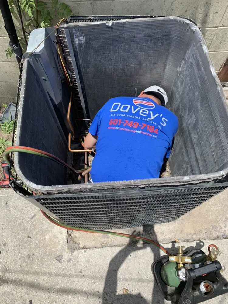 Slide of Davey's Air Conditioning & Heating