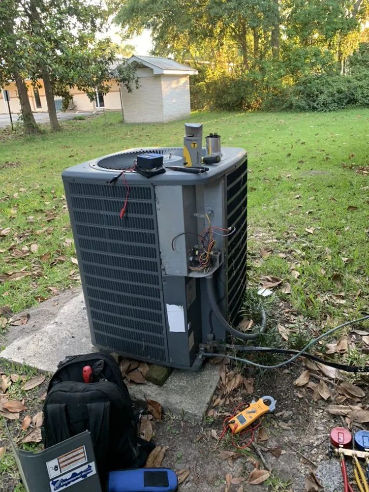 Slide of Davey's Air Conditioning & Heating