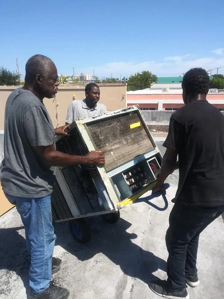 Slide of David Slimbock Airconditioning