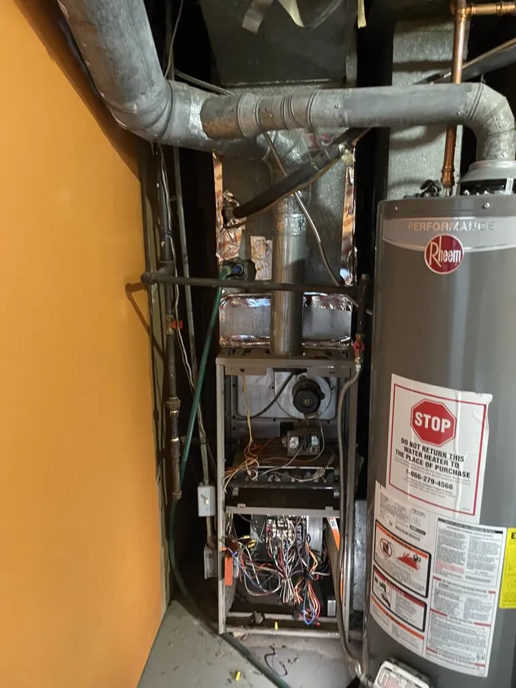 Local heating and cooling service for residential systems across Lee's Summit, MO - David's Heating & Cooling