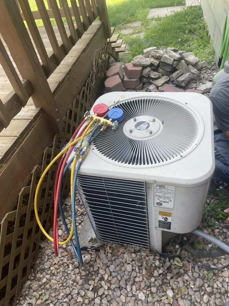 Top-rated HVAC installation for local homeowners in Lee's Summit, MO by David's Heating & Cooling