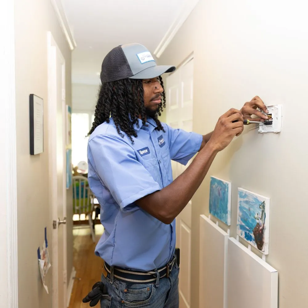 Slide of Davis Ford Heating & Air Conditioning