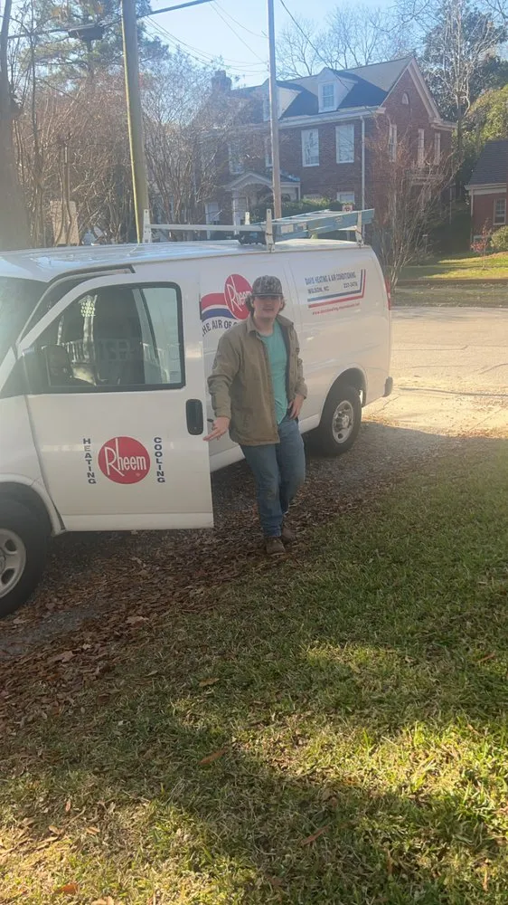 Slide of Davis Heating & Air Conditioning Company