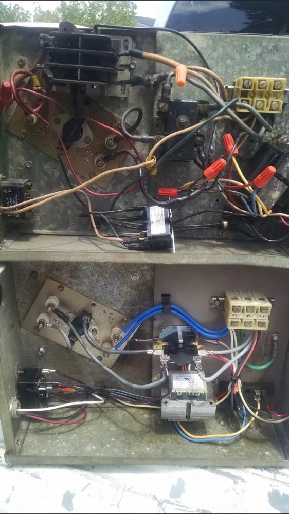 Slide of Davis Heating & Cooling