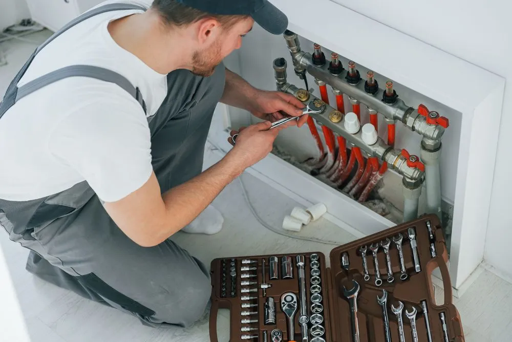 Slide of Day & Night Mechanical Solutions