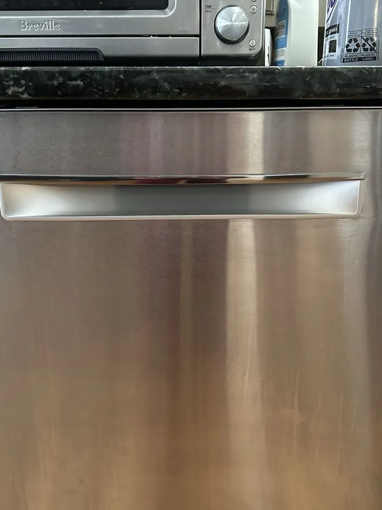 Slide of Day's Appliance Repair