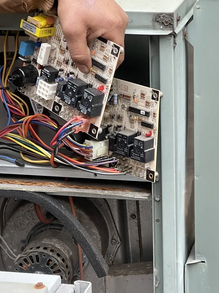 Slide of DC Heating & Cooling