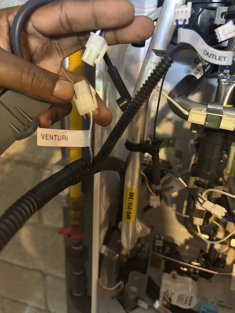 Slide of D&C Heating and Cooling Services