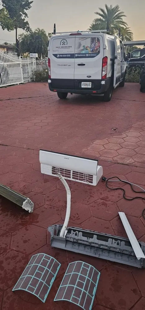 Slide of D&D Ebenezer