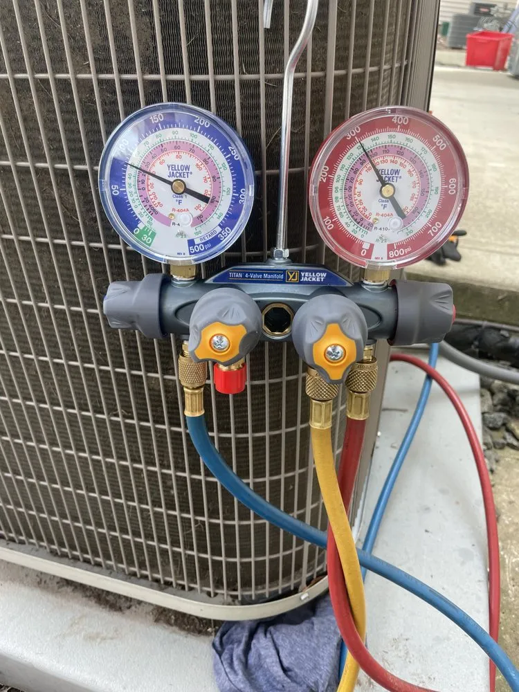 Slide of D&D Heating And Cooling