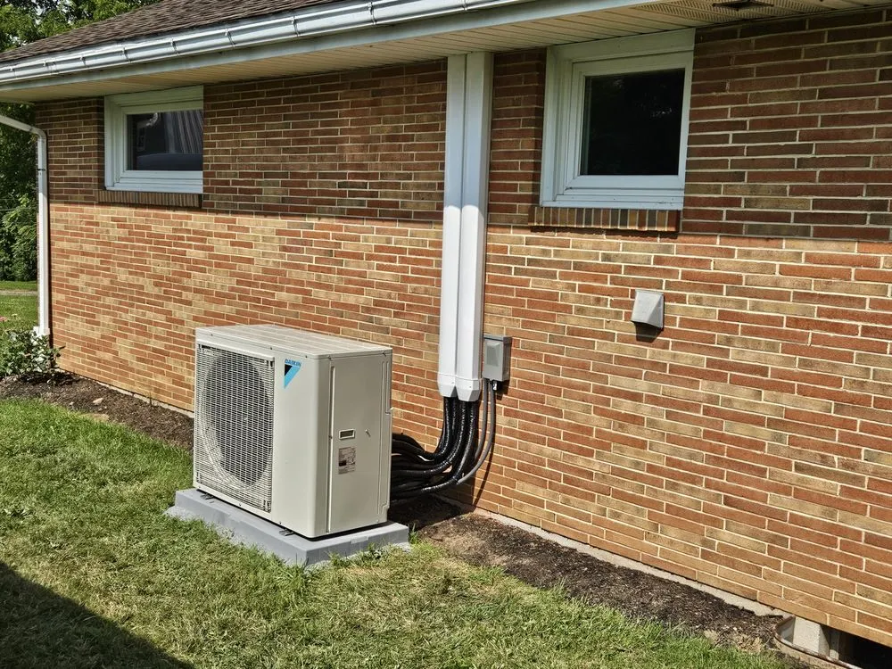 Slide of D.E. Home Mechanical