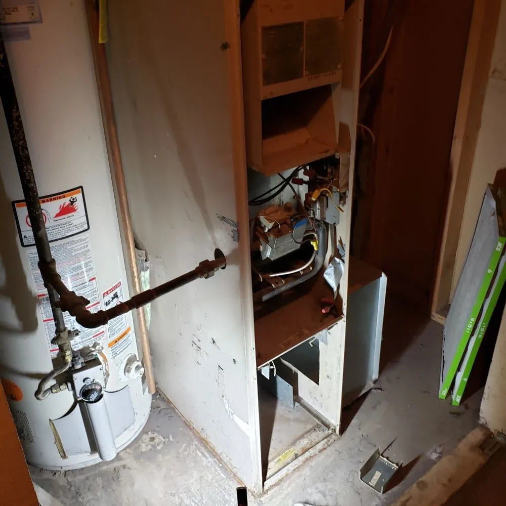 Slide of De Leon Heating and Air