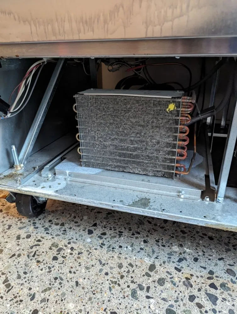 Slide of Deandte's Handy Service