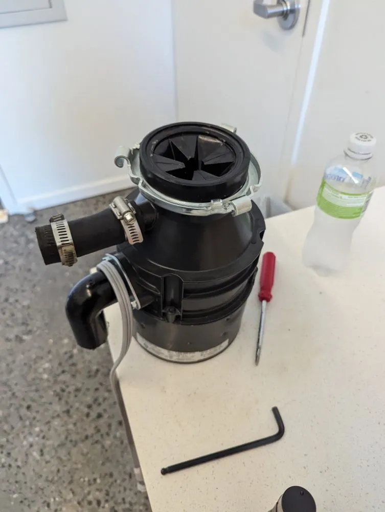 Slide of Deandte's Handy Service