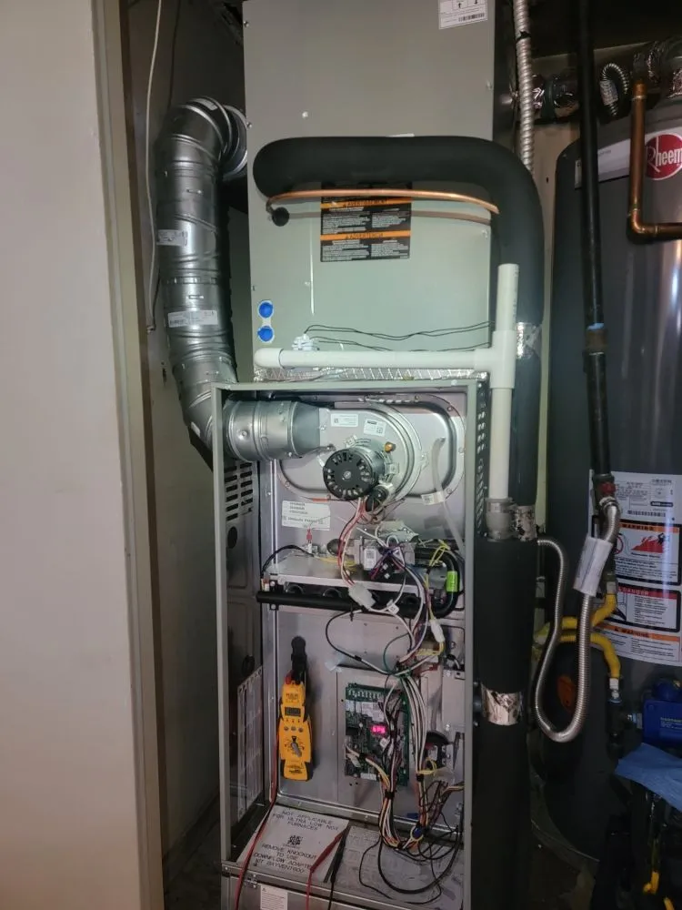 Slide of Deciga Air Conditioning