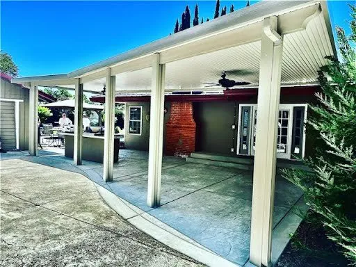 Slide of Decker Brothers Construction